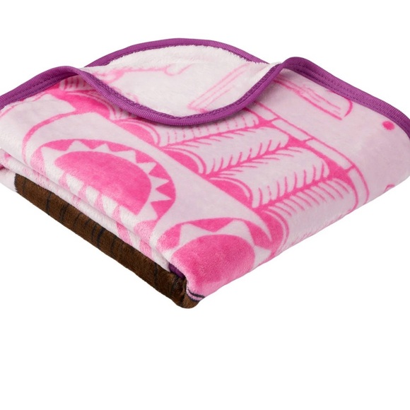 Dora the Explorer Kids Pink Silky Soft Throw Blanket 40x50 (NWT) - Picture 4 of 4